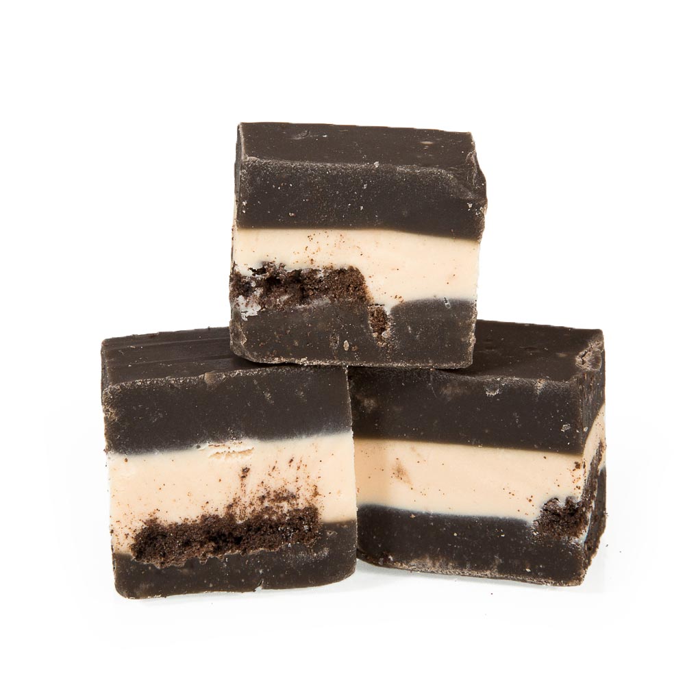 Cookies and Cream (Oreo) Fudge 2pcs